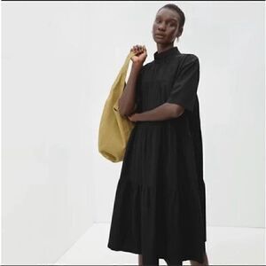NWT Everlane The Tiered Mockneck Dress in Black
Size XS